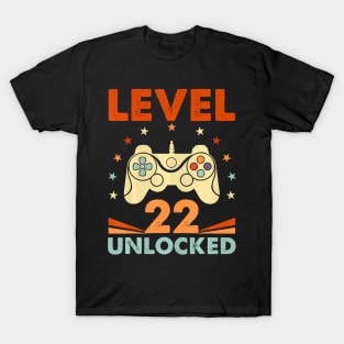 Level 22 Unlocked Video Gamer 22nd Birthday 22 Year Old T-Shirt